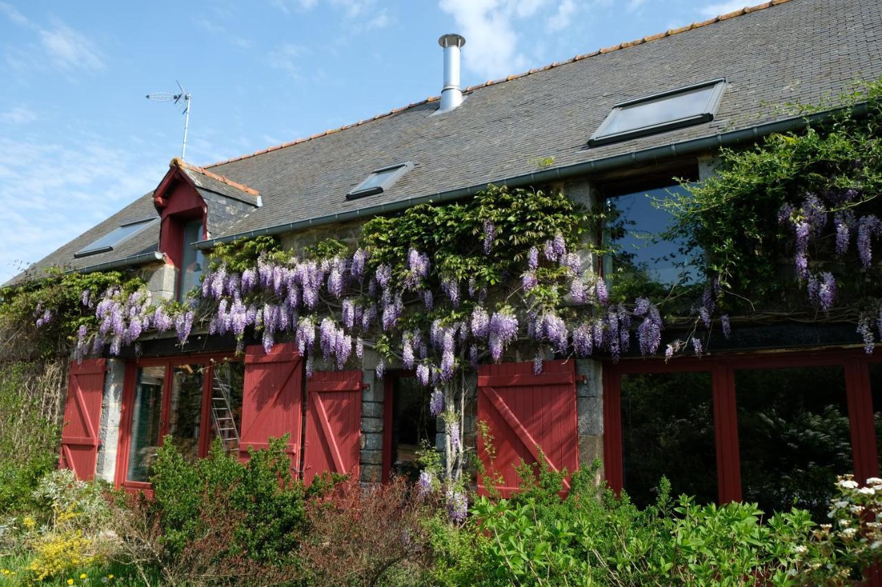 La Maison Jaune A La Janaie Parigné Exteriör bild