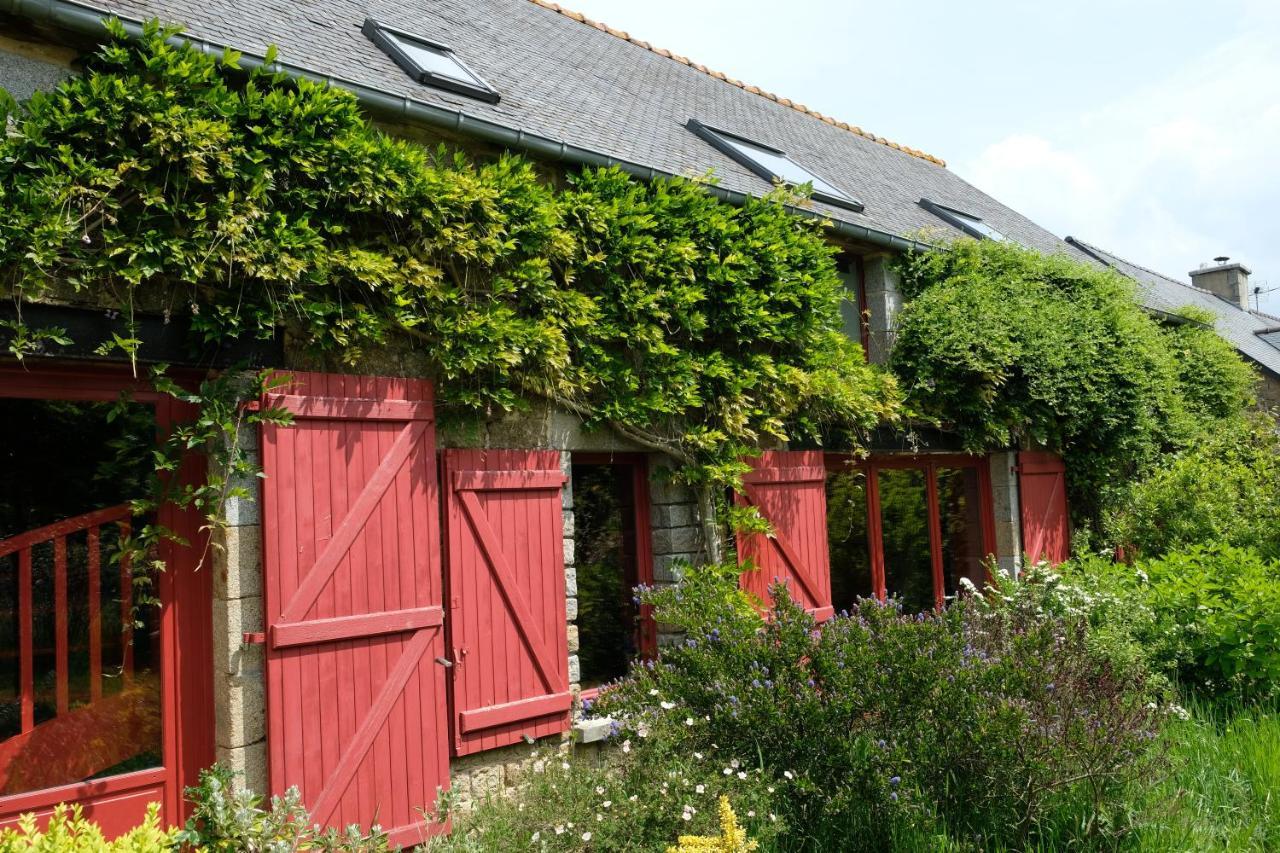 La Maison Jaune A La Janaie Parigné Exteriör bild